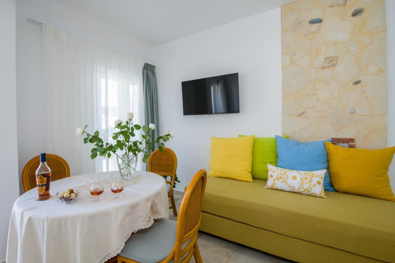 Lucky Suites-Adults-Only Elegant Stay Rethymno  Exterior photo